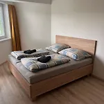 Saratovska Apartman *