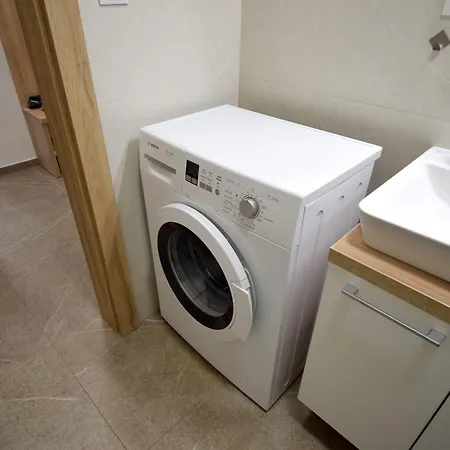 Saratovska * Trenčín