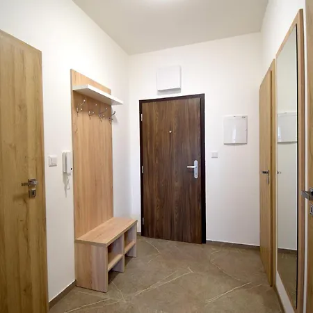 Saratovska * Trenčín